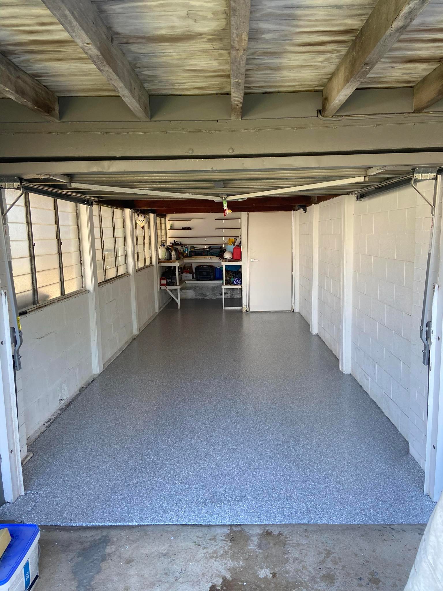 Full Flake Broadcast Garage — Burleigh Heads